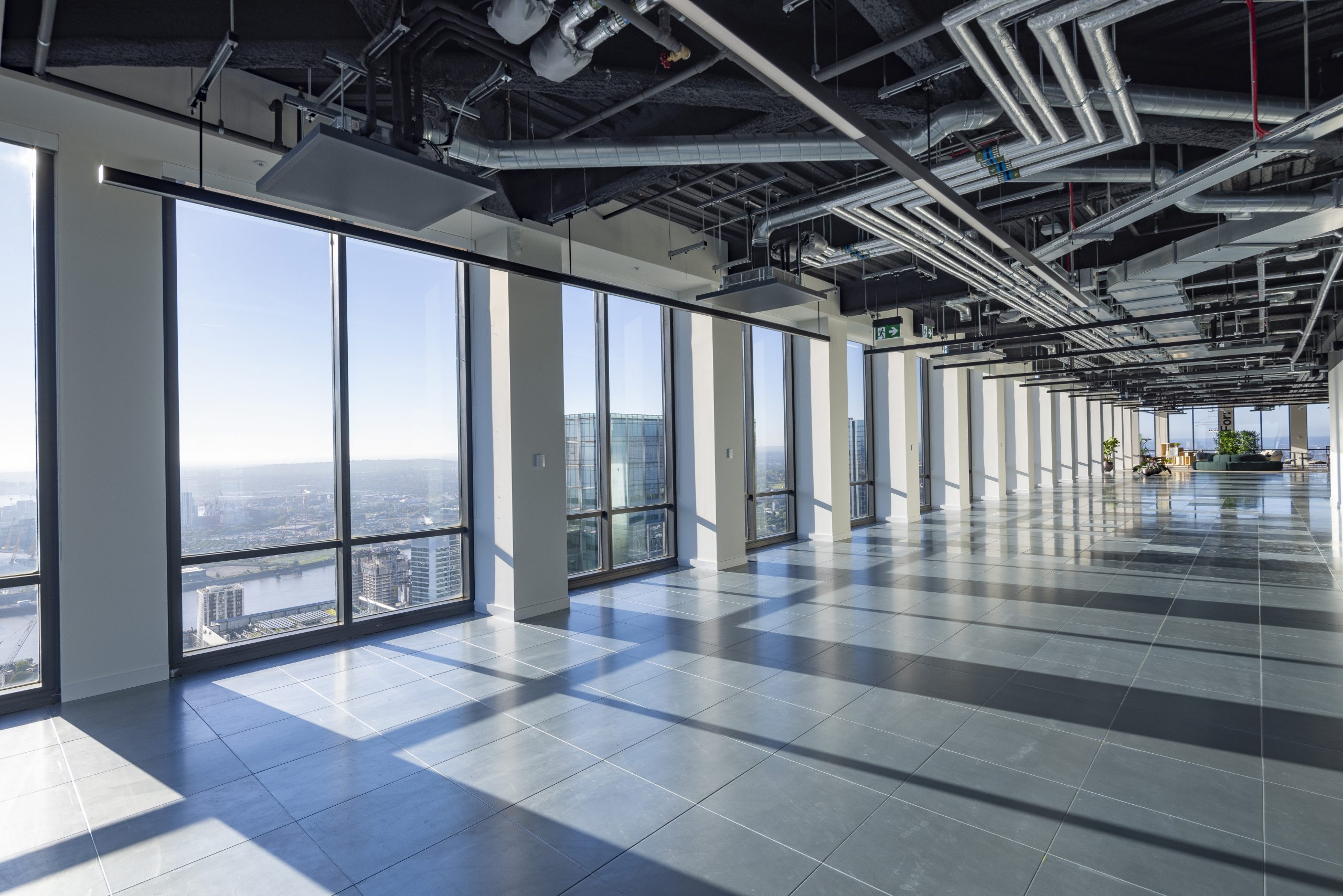Unfurnished office space in One Canada Square